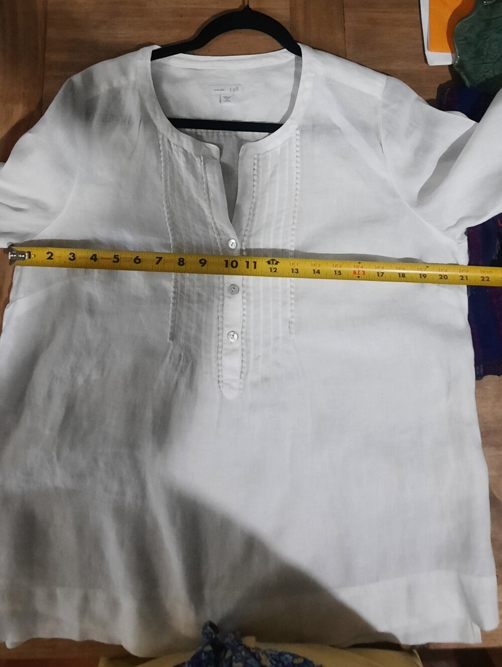 J. Jill White Linen Pintuck Henley Tunic - Picture 5 of 6